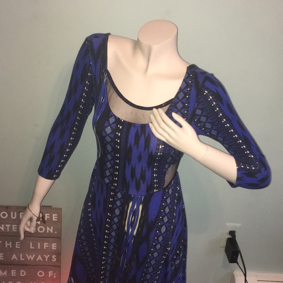 Medium Aztec print blue dress Charlotte Russe - Picture 2 of 8